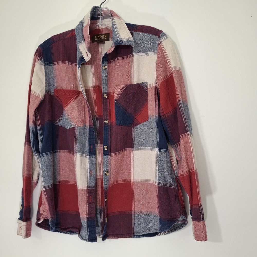 Lincoln Outfitters Red and Blue Plaid Button-Up Shirt, SIZE Medium